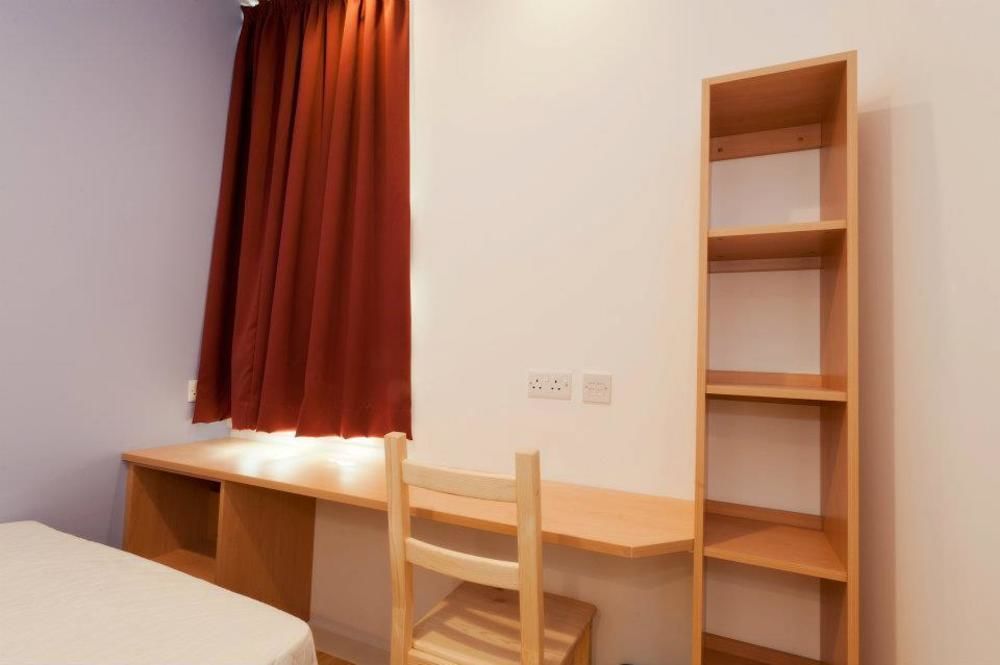 Destiny Student - Cowgate Apartman EDI Kültér fotó