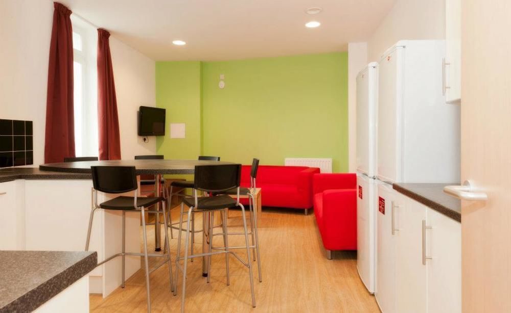 Destiny Student - Cowgate Apartman EDI Kültér fotó